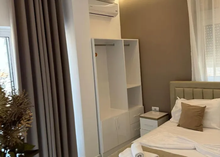 Niko 1 * Saranda